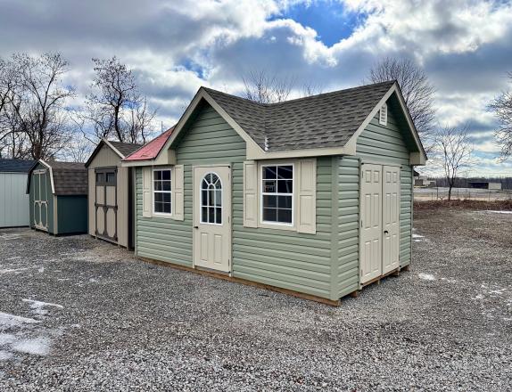 10x16 Deluxe Victorian with Shelves and Loft